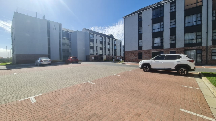 To Let 1 Bedroom Property for Rent in Belhar Western Cape